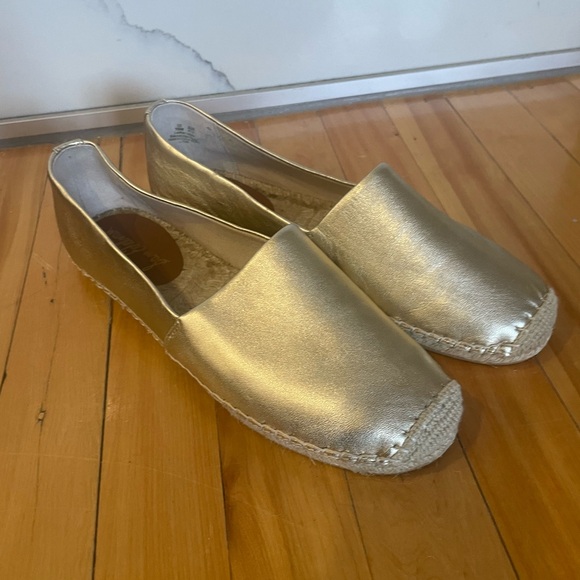 Sam Edelman brand new gold espadrilles - Picture 2 of 4